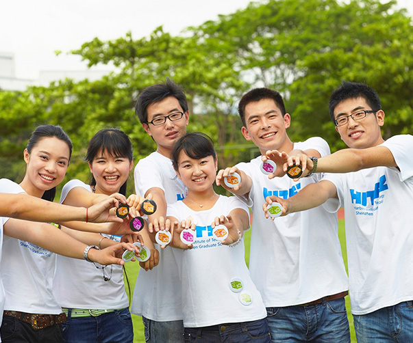 如何通過企業品牌設計在電子商務行業建立用戶口碑和忠誠度？